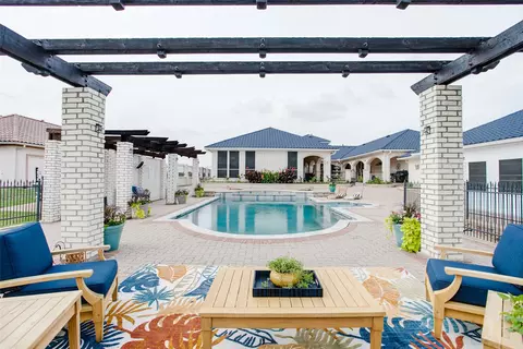 7357 Golf Club Dr, Fort Worth, TX 76179