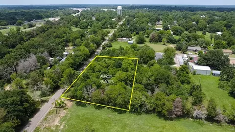 7 S S Ave, Teague, TX 75860