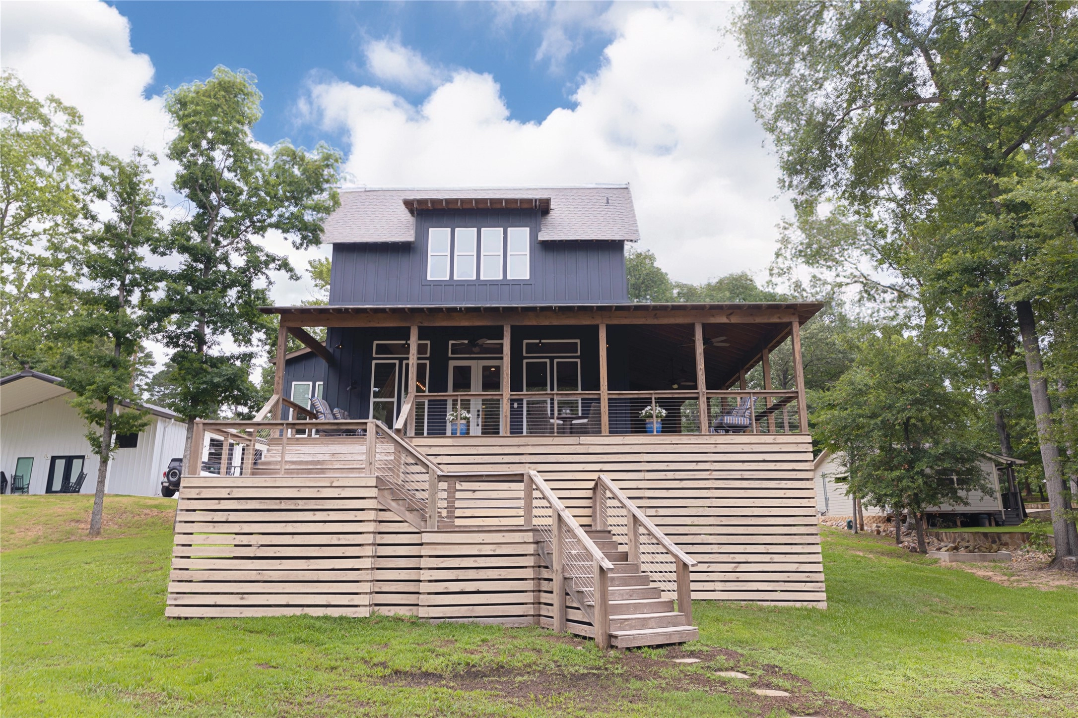 114 King Clb Cir  