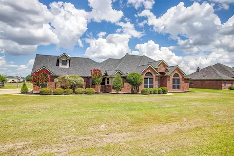 820 Alconberry Dr, Crowley, TX 76036