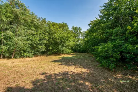 129 Texas E, Denison, TX 75021 photo 4