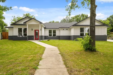 1308 Hillcrest Blvd, Gainesville, TX 76240