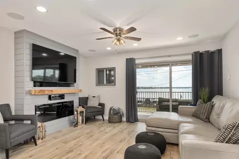 849 S Gun Barrel Ln #C7, Gun Barrel City, TX 75156