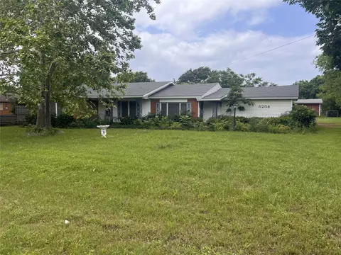 11208 Stone Rd, Burleson, TX 76028