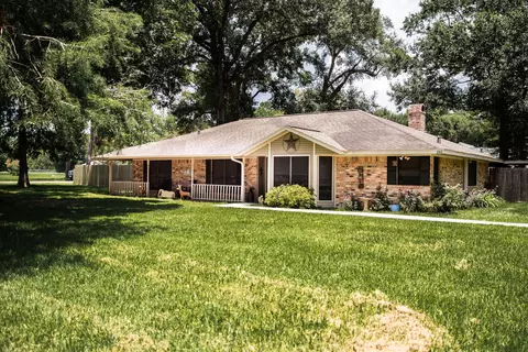 842 County Road 2267, Cleveland, TX 77327