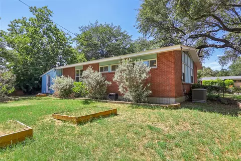 609 Pine St, Hurst, TX 76053 photo 29