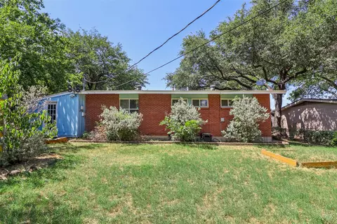 609 Pine St, Hurst, TX 76053 photo 28