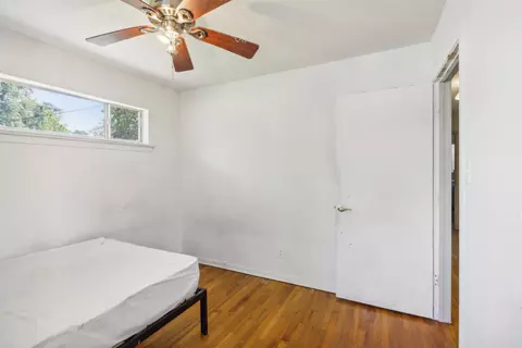 609 Pine St, Hurst, TX 76053 photo 23