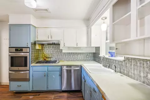 609 Pine St, Hurst, TX 76053 photo 8