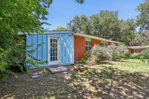 609 Pine St, Hurst, TX 76053 photo 30