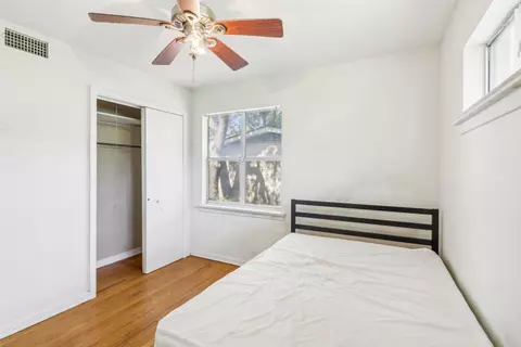 609 Pine St, Hurst, TX 76053 photo 22