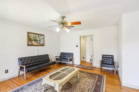 609 Pine St, Hurst, TX 76053 photo 4