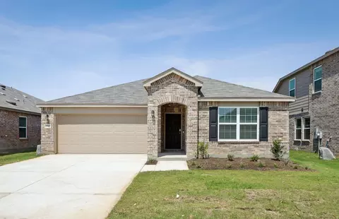 1717 Village Creek Ln, Denton, TX 76208