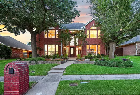 3804 Maywood Dr, Carrollton, TX 75007