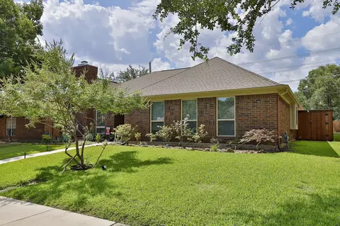 1642 Crosshaven Dr, Lewisville, TX 75077
