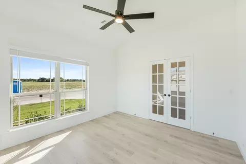 300 Keystone Dr, Commerce, TX 75428 photo 6