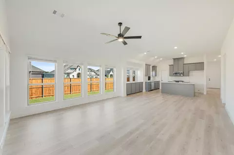 300 Keystone Dr, Commerce, TX 75428 photo 14