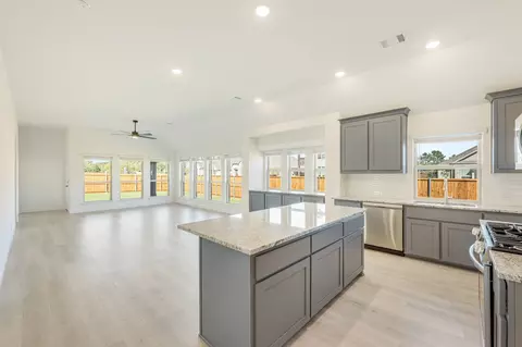 300 Keystone Dr, Commerce, TX 75428 photo 9