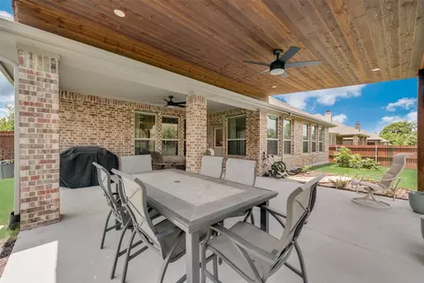 3454 Brighton Dr, Midlothian, TX 76065 photo 2