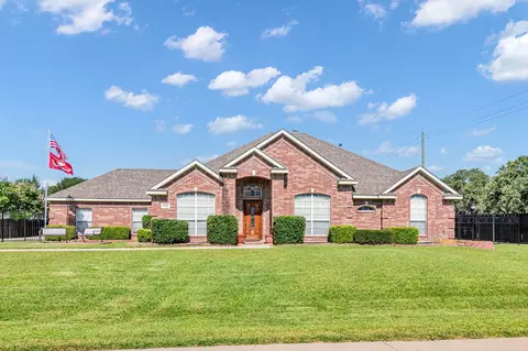 9753 Rancho Dr, Fort Worth, TX 76244