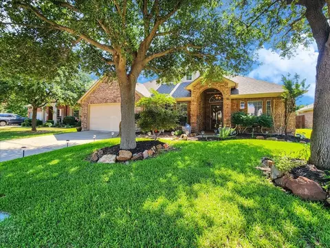 1512 Lowes Farm Pkwy, Mansfield, TX 76063
