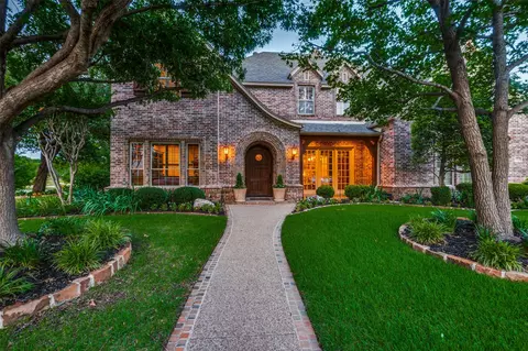 6316 Estates Ln, Fort Worth, TX 76137