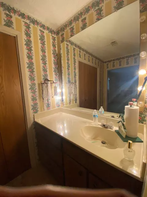 210 Shoshone, Comanche, TX 76442 photo 32