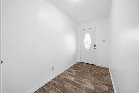 Entry Way - 1520 E Devine St, Tyler, TX 75701 photo 1 of 1