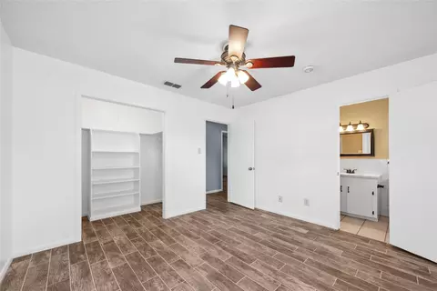 Bedroom - 1520 E Devine St, Tyler, TX 75701 photo 5 of 8