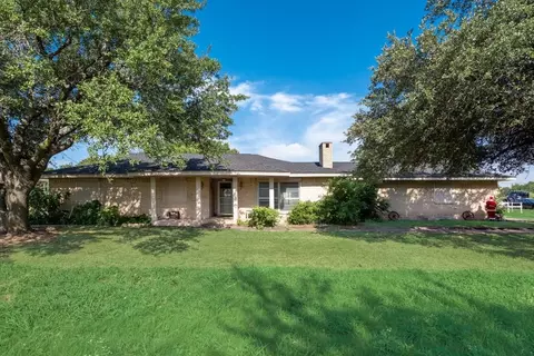 615 Georgetown Rd, Ovilla, TX 75154