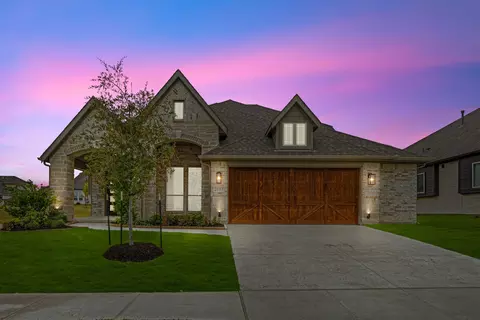 2137 Charming Forge Rd, Forney, TX 75126 photo 2