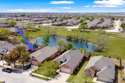 3940 Vista Greens Dr, Fort Worth, TX 76244