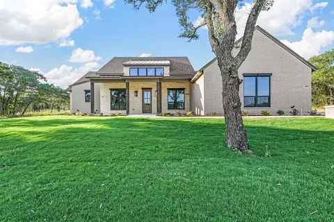 4004 Conejo Ct, Poolville, TX 76487