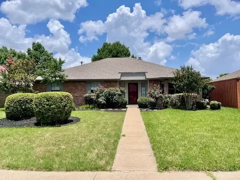 2035 Lansdown Dr, Carrollton, TX 75010