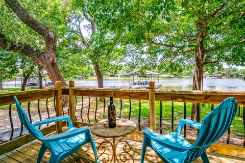 3819 Silver Creek Ct, Granbury, TX 76048
