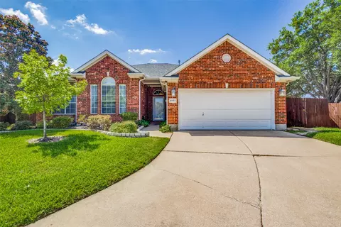 8101 Yellowstone Ct, Fort Worth, TX 76137