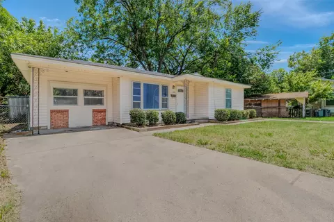 1306 N Frances St, Terrell, TX 75160