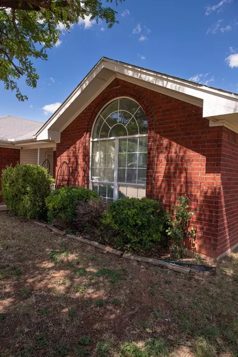 Exterior - 3925 Trinity Ln, Abilene, TX 79602 photo 9 of 9