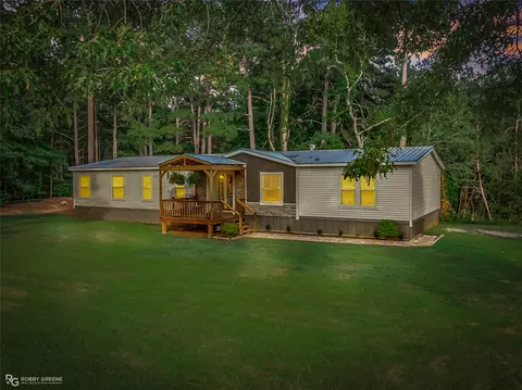 290 Robinson Rd, Elm Grove, LA 71051
