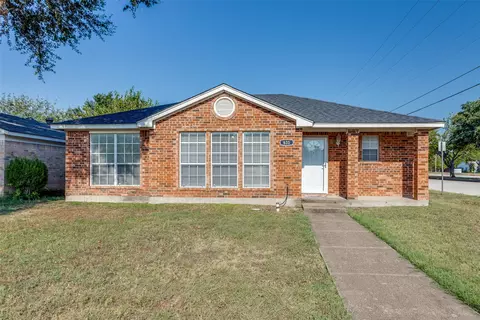 633 Crosby Ave, White Settlement, TX 76108