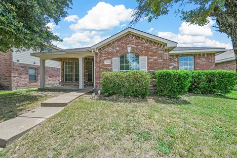 1834 Sierra Trl, Lancaster, TX 75146