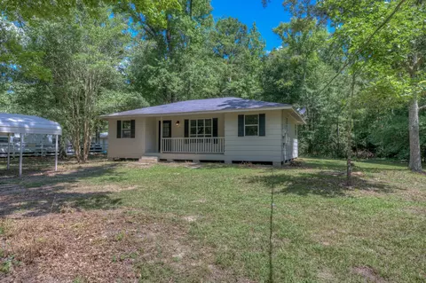 153 North Dr, Hall Summit, LA 71034