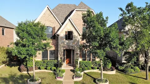 8612 Lindenwood Ln, Irving, TX 75063