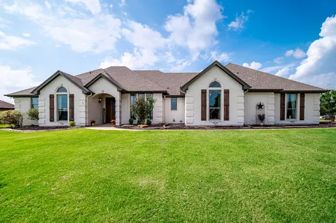 416 Jayme Ct, Burleson, TX 76028