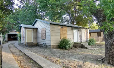 4108 S Henderson St, Fort Worth, TX 76115