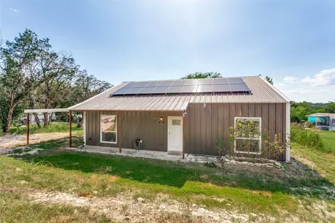 920 Apache Ridge Rd, Granbury, TX 76048
