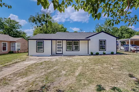 215 W Corning Ave, Dallas, TX 75224