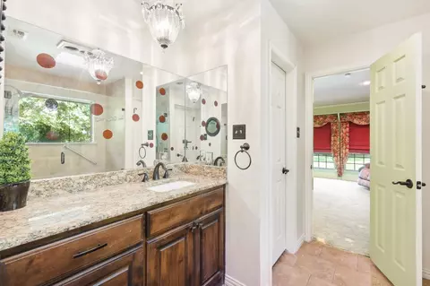 400 Oak Ln, Euless, TX 76039 photo 25