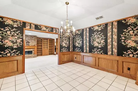 400 Oak Ln, Euless, TX 76039 photo 11