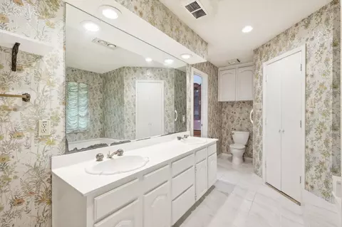 400 Oak Ln, Euless, TX 76039 photo 21